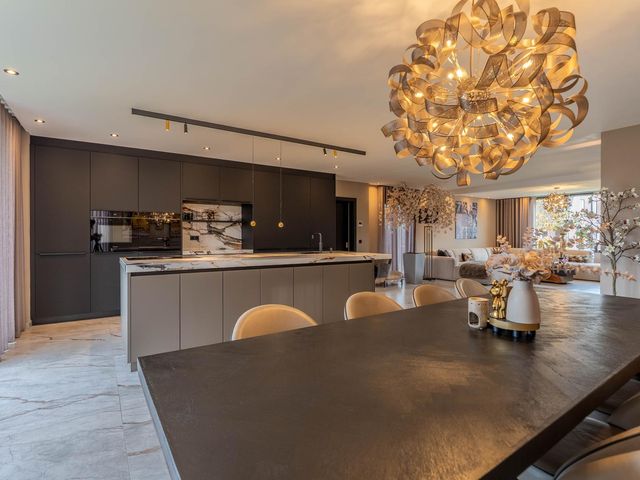 Albionstraat 24, Leunen