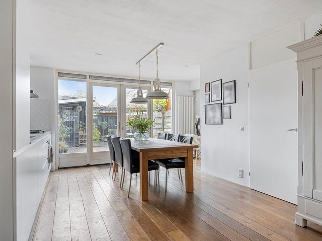 Klompenmaker 19, Oud-Beijerland