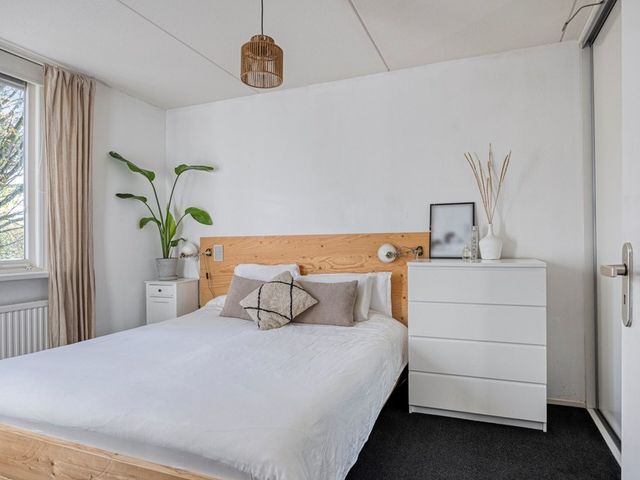 Klompenmaker 19, Oud-Beijerland