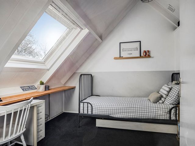 Klompenmaker 19, Oud-Beijerland