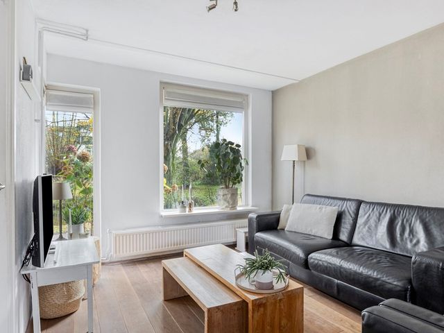 Klompenmaker 19, Oud-Beijerland