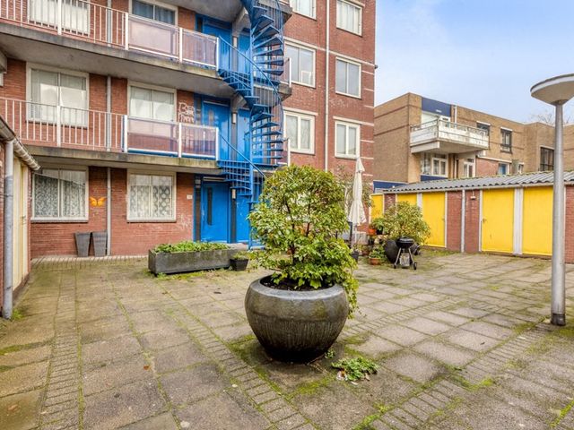 Pastoorswarande 32, Den Haag