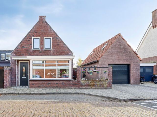 Lindenstraat 2, Bunschoten-Spakenburg