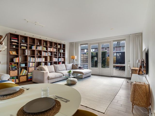 Westmaasstraat 27, Den Haag