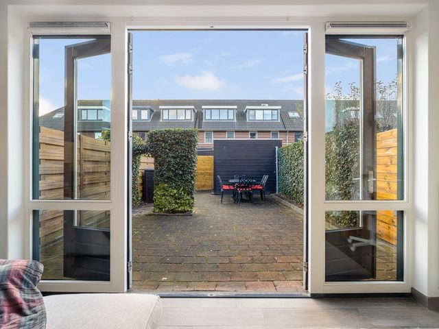 Westmaasstraat 27, Den Haag