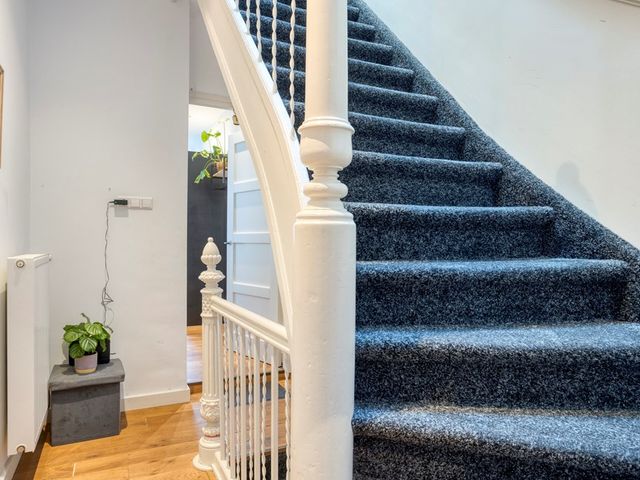 Bergweg 147A, Rotterdam