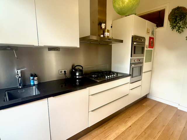 Vondelstraat 80, Den Haag