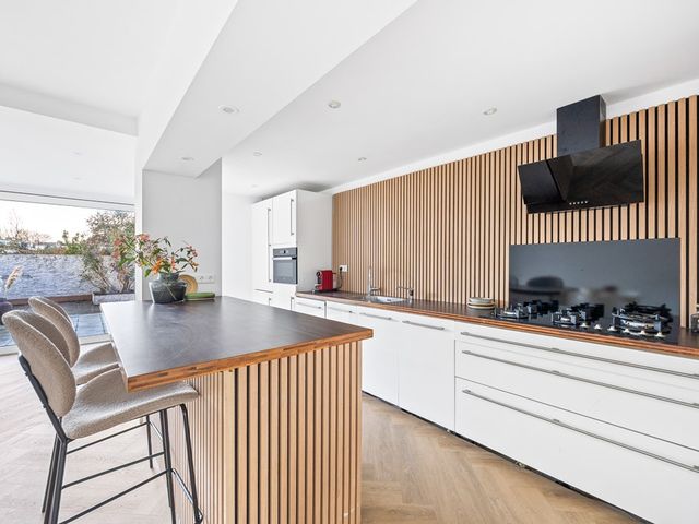 Graaf Adolflaan 2, Leidschendam