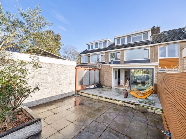 Graaf Adolflaan 2, Leidschendam