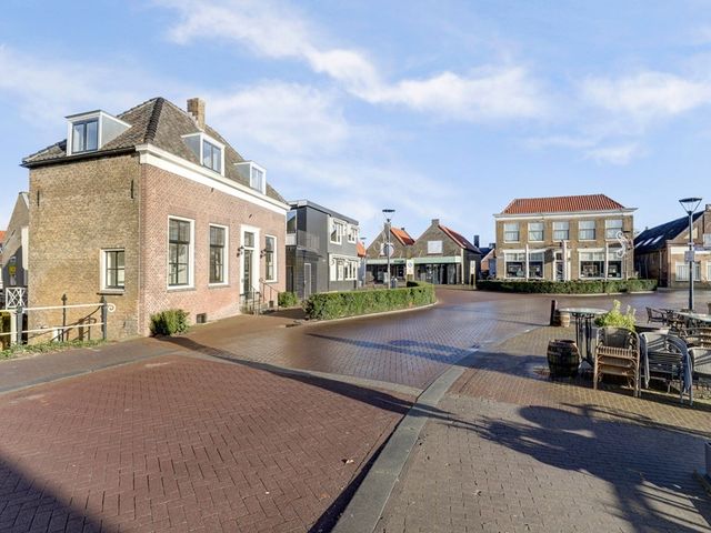 Boompjesstraat 4, Strijen