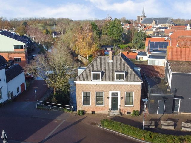 Boompjesstraat 4, Strijen