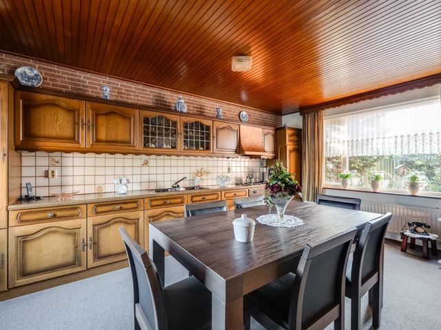 Elzenstraat 12, St. Willebrord