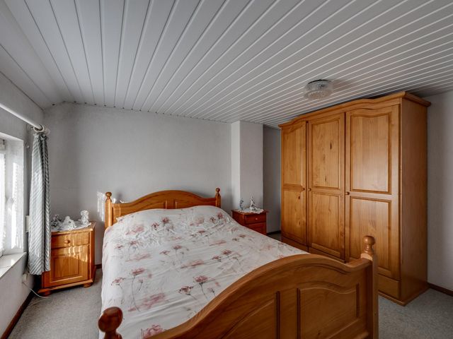 Elzenstraat 12, St. Willebrord