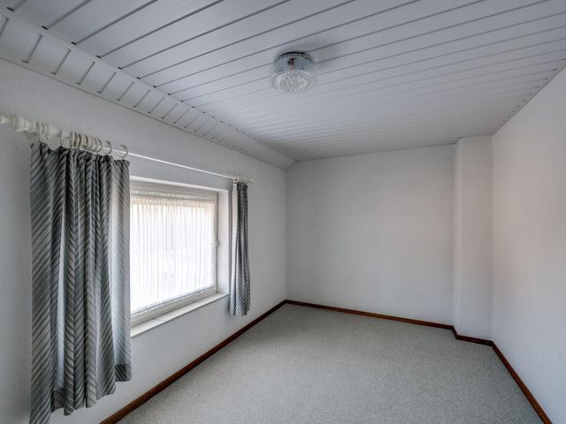 Elzenstraat 12, St. Willebrord