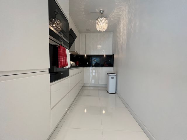 Laan op Zuid 736, Rotterdam