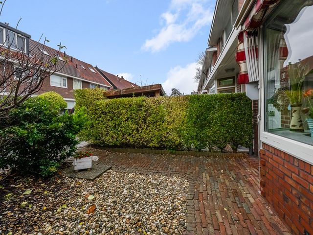 Agavestraat 11, Krommenie