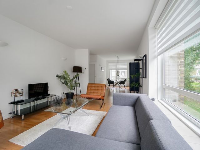 Hengelolaan 1132, 's-Gravenhage