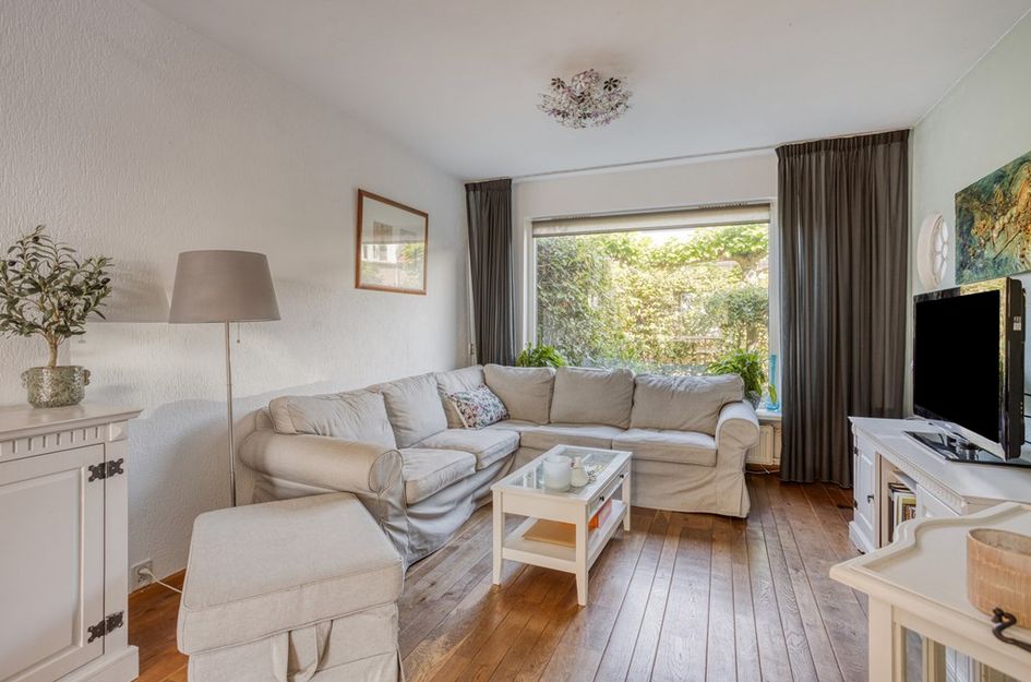 Prins Bernhardstraat 22