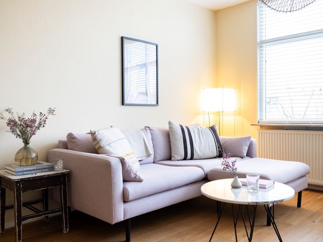 Narcisplantsoen 142, Haarlem