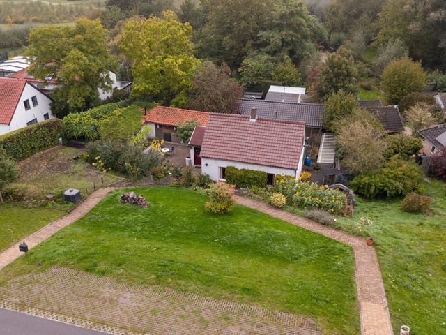 Ophemertsedijk 44, Tiel