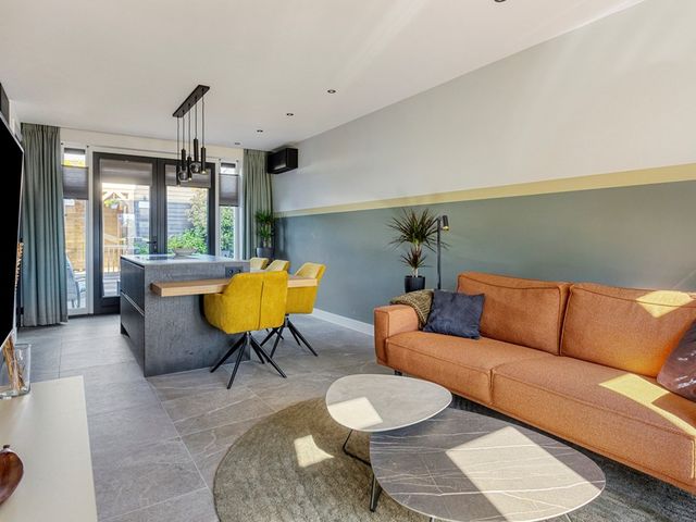 Herman de Ruijterstraat 12, Poederoijen