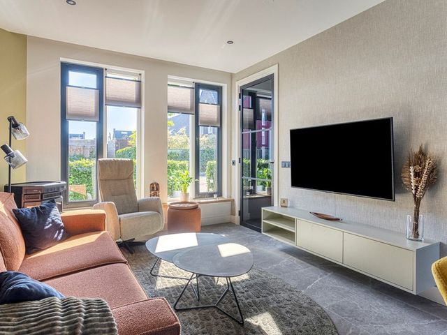 Herman de Ruijterstraat 12, Poederoijen