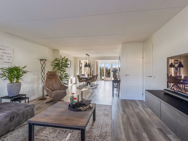 Hilsondusstraat 42, Strijen