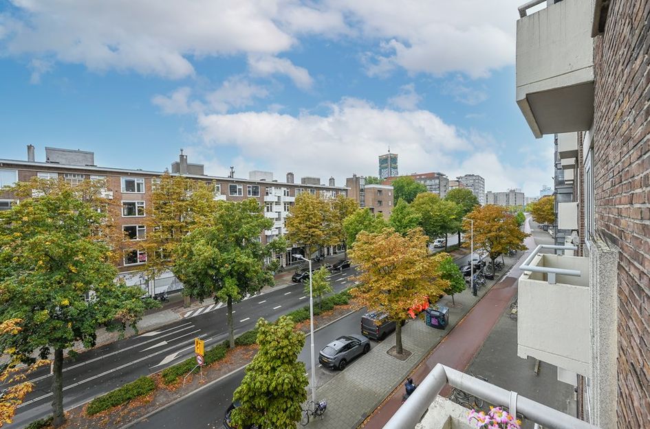 Admiraal de Ruyterweg 37D