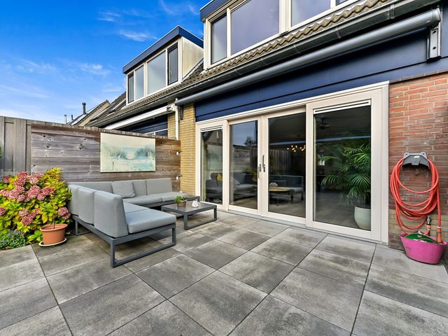 Hondsdraf 21, Maasland