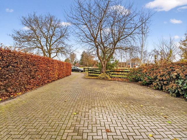 Schoolpad 7, Noordscheschut