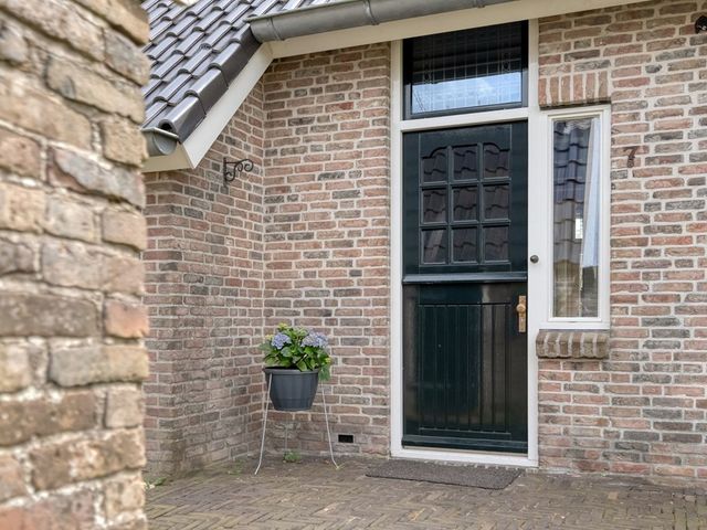Schoolpad 7, Noordscheschut