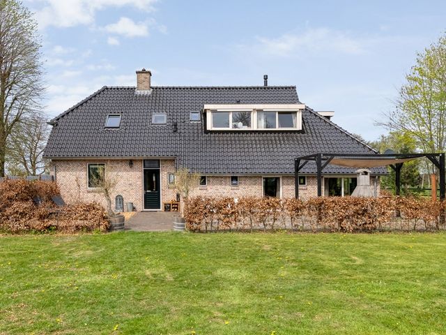 Schoolpad 7, Noordscheschut