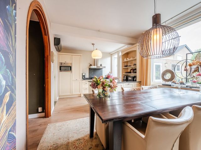 Constantijnlaan 11, Posterholt