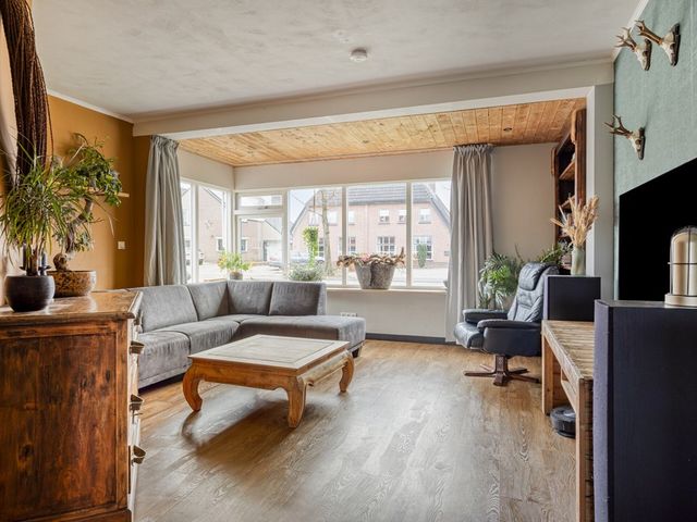 Buurtlaan oost 137, Veenendaal