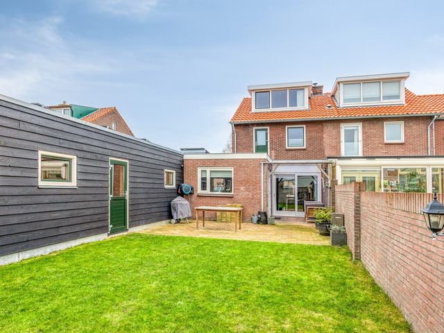 Buurtlaan oost 137, Veenendaal