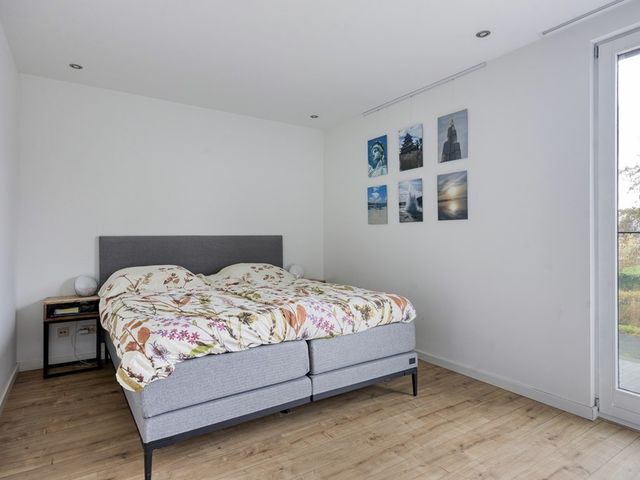 Vuursteen 6, Beverwijk