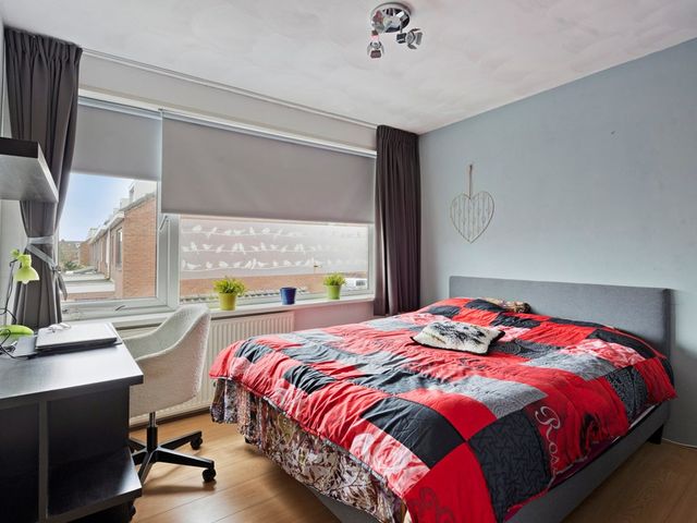 Bellinistraat 68, Heemskerk