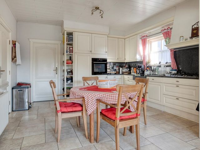 Nobelstraat 7, Nieuw Namen