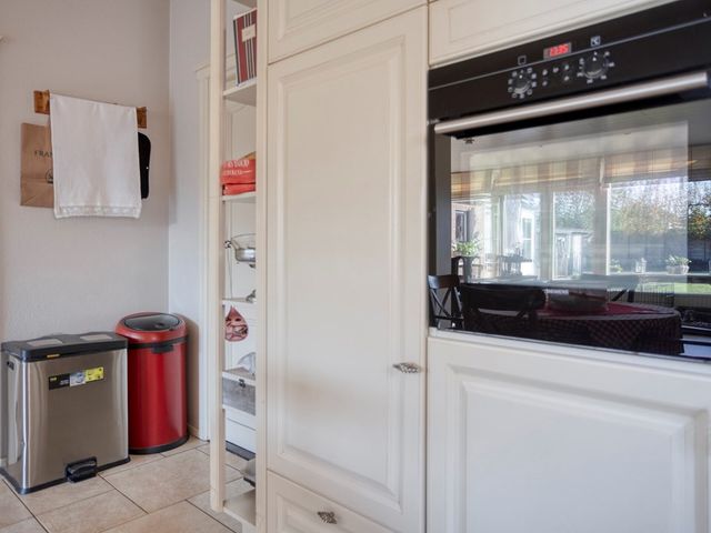 Nobelstraat 7, Nieuw Namen