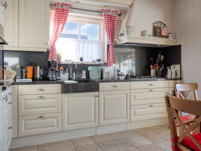 Nobelstraat 7, Nieuw Namen