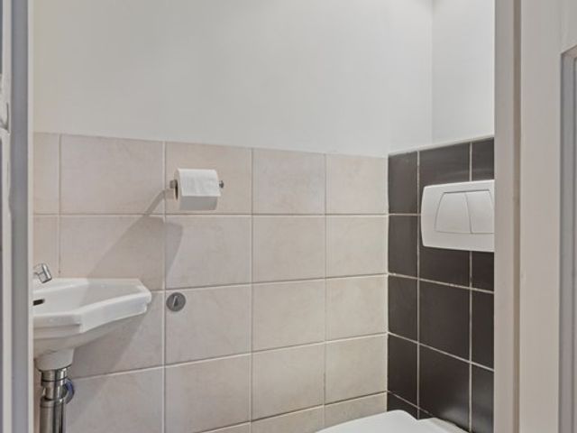 Luzacstraat 11B, Rotterdam