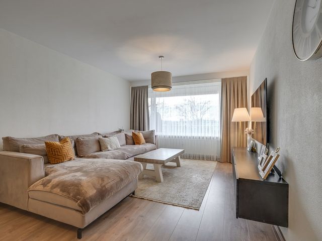 Prinses Annalaan 318, Leidschendam