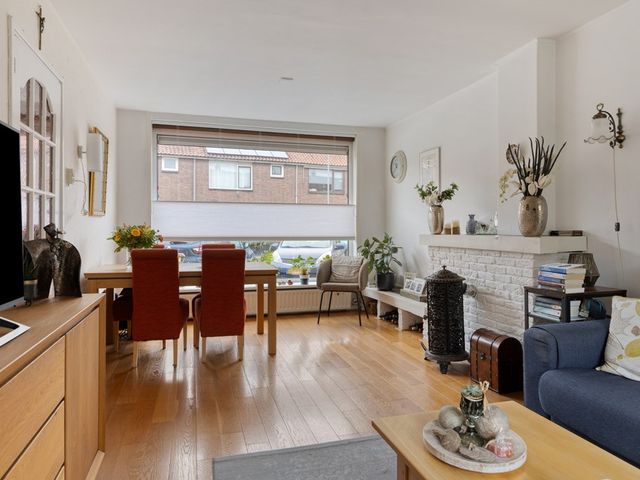 Mauvestraat 12, Zwijndrecht