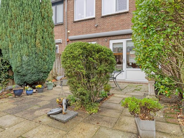 Mauvestraat 12, Zwijndrecht