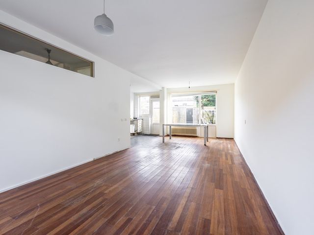 Amestelle 245, Zwanenburg