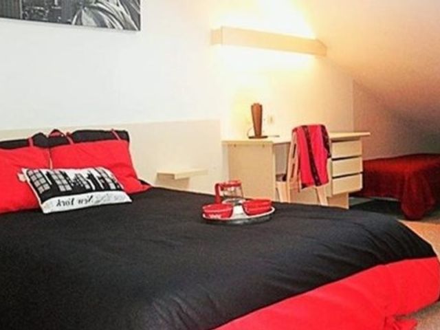 Bert Haanstrakade ONG, Amsterdam