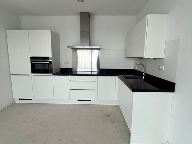 Escamplaan 868X, Den Haag