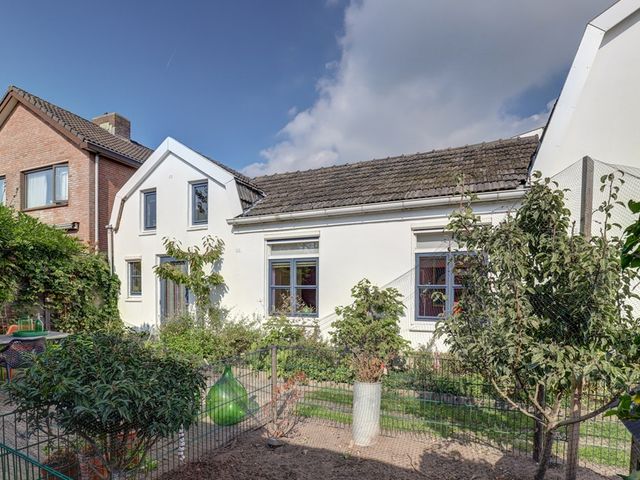 Elzenstraat 2, Millingen aan de Rijn