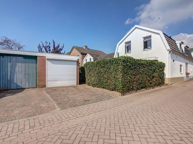 Elzenstraat 2, Millingen aan de Rijn