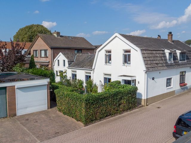 Elzenstraat 2, Millingen aan de Rijn